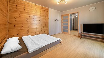 Gangneung Basecamp Pension