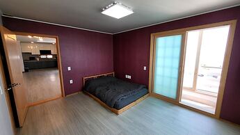 Gangneung Basecamp Pension