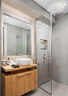 Athenian Riviera Luxurious Residence