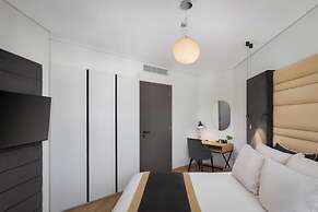 Athenian Riviera Luxurious Residence