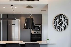 Athenian Riviera Luxurious Residence