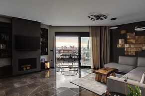 Athenian Riviera Luxurious Residence