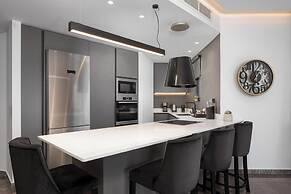 Athenian Riviera Luxurious Residence