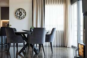 Athenian Riviera Luxurious Residence