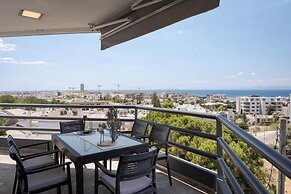 Athenian Riviera Luxurious Residence