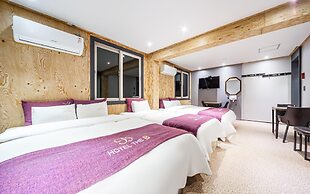 Yeosu Hotel The B