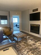 Smoky Mountains 603 2BD with Private Balcony and Jacuzzi Tub by RedAwn