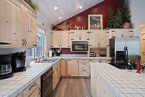 Beautifully Updated 6 Todd Home with Hot Tub and Easy Access to SHARC 