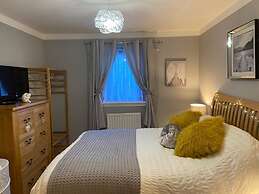 Blairgowrie Luxury 3 Bed Lodge With Hot Tub