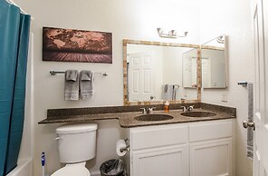 The Avenida Condominiums