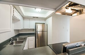 The Avenida Condominiums