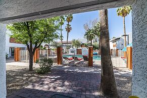 The Avenida Condominiums