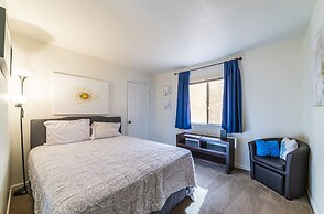 The Avenida Condominiums