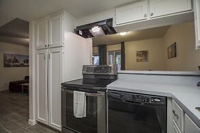 The Avenida Condominiums