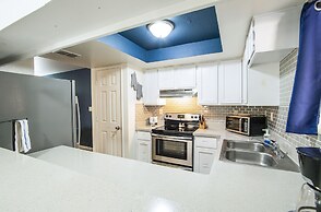 The Avenida Condominiums