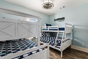 Ohana 3 Bedroom Home by RedAwning