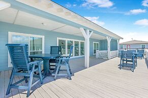 Ohana 3 Bedroom Home by RedAwning