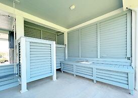 Ohana 3 Bedroom Home by RedAwning