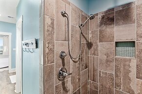 Ohana 3 Bedroom Home by RedAwning