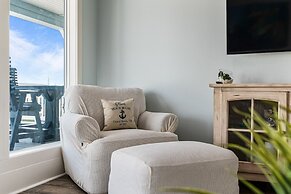 Ohana 3 Bedroom Home by RedAwning