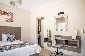 Royalty Suites Seaside