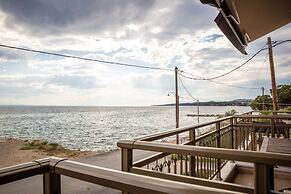 Royalty Suites Seaside