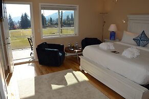 Salish Bed & Breakfast and Spa