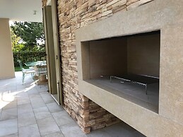 Beautiful Modern Villa in Albarella by Beahost