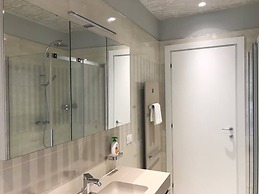 Beautiful Modern Villa in Albarella by Beahost