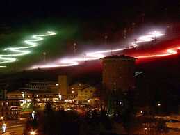 Baita Plagnol Near Sestriere Ski Slopes