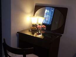 Beautiful Petrino 1880