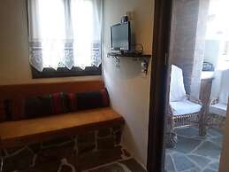 Beautiful Petrino 1880