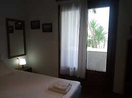 Beautiful Petrino 1880