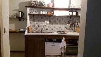 Beautiful Petrino 1880