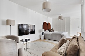 Sanders City - Popular 1-bdr Apt In the Capital