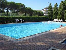 Relax and Enjoy our Pool - Beahost