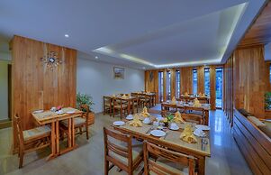 Aabas Pokhara by Barahi Hospitality