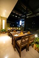 Aabas Pokhara by Barahi Hospitality