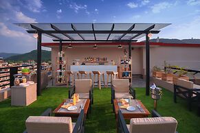 Aabas Pokhara by Barahi Hospitality