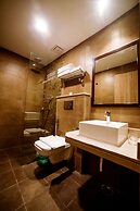 Aabas Pokhara by Barahi Hospitality