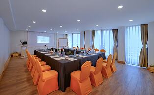 Aabas Pokhara by Barahi Hospitality