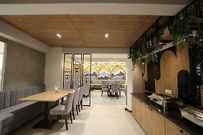 Hotel Privya Rooms and banquet Surat