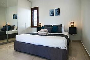 Phaedrus Living Seaside Constantinos 113