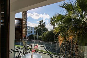 Phaedrus Living Seaside Constantinos 113