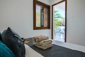 Phaedrus Living Seaside Constantinos 113