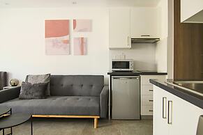 Phaedrus Living Seaside Flat Athina 115