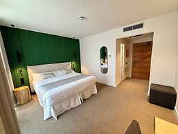 Hotel Mondragón