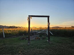 Koorawatha Homestead Motel