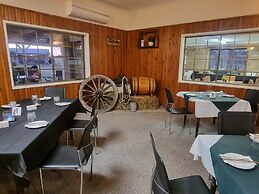 Koorawatha Homestead Motel