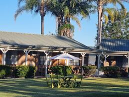 Koorawatha Homestead Motel